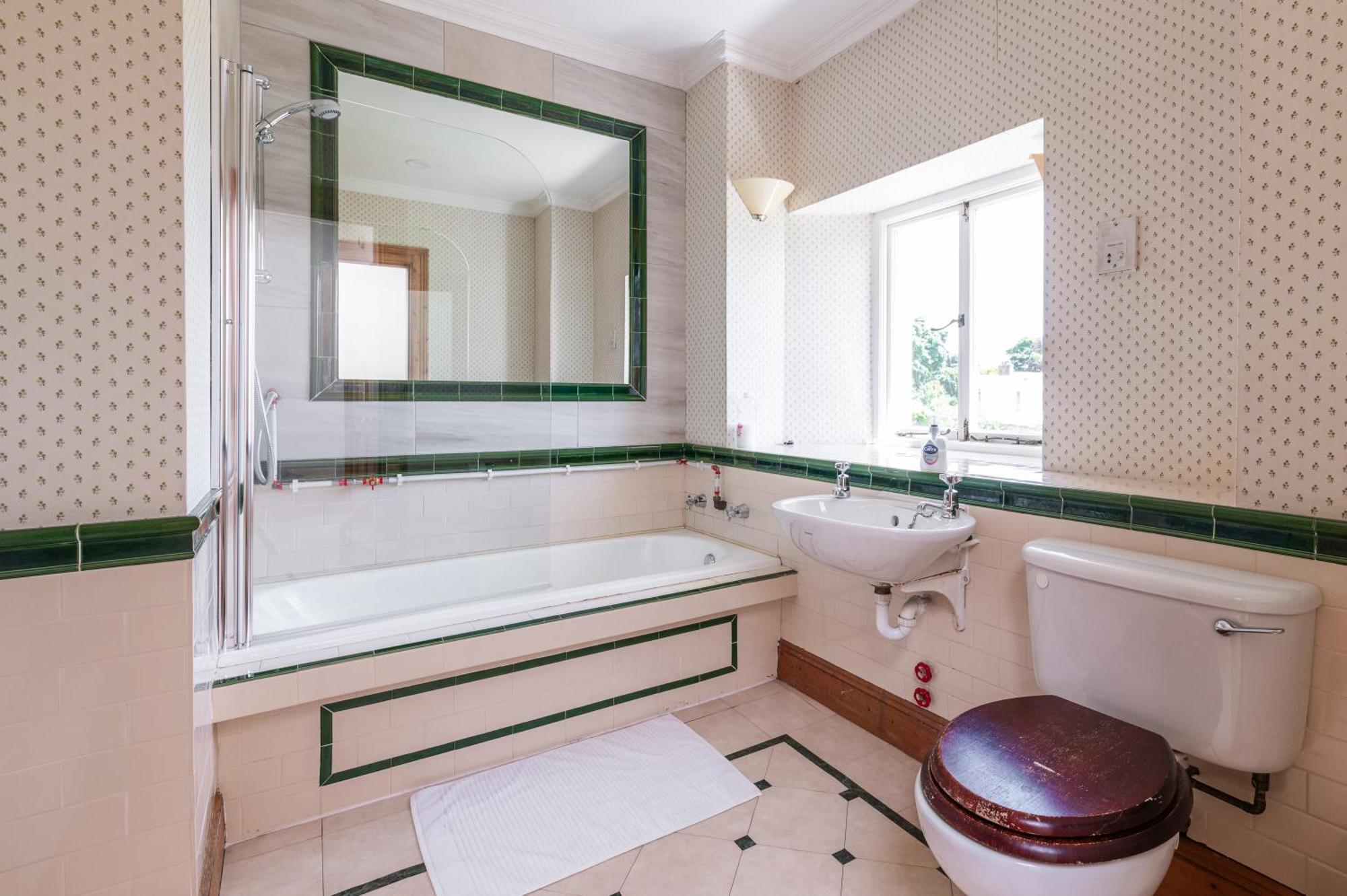 Montebello House Hotel ดับลิน ภายนอก รูปภาพ